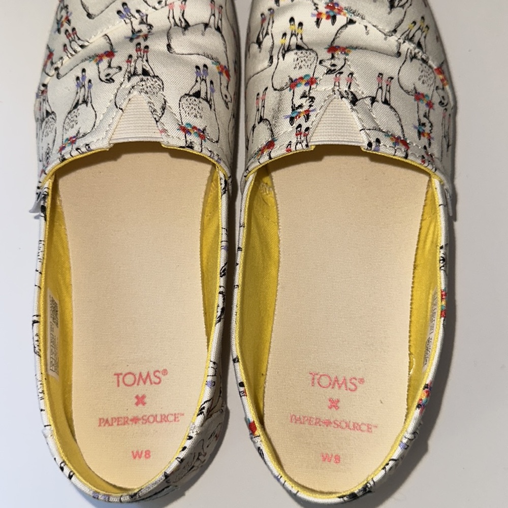 Toms X Paper Source Llama Print Fabric Shoes Size 8 Gem